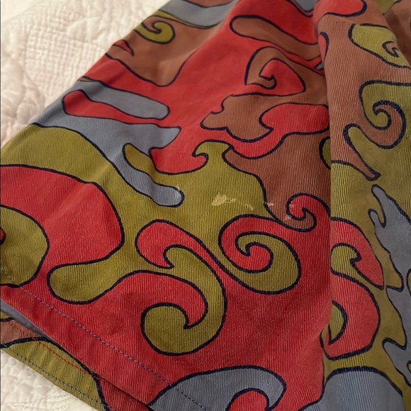 Colorful Abstract Patterned Shorts - Picture 6 of 6